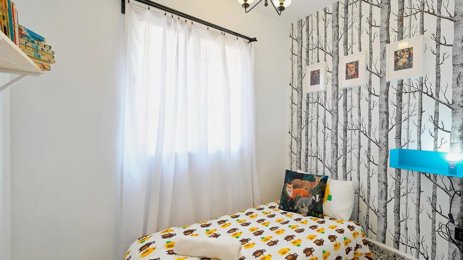 Apartment Trinidad Centro Malaga By Lovely Home Spain